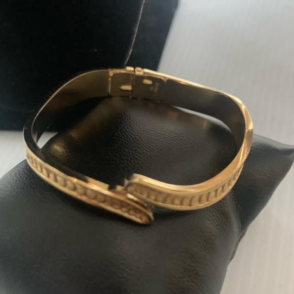Monet bracelet